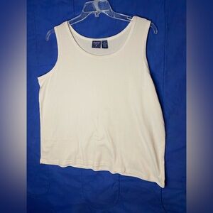 Mountain Lake Women's Off-White Tank Top